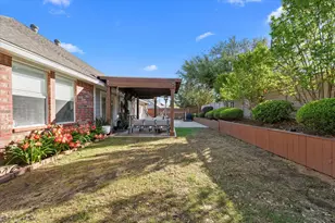 107 Montreal Dr, Hurst, TX 76054 - Photo 17