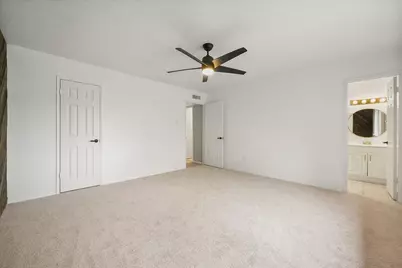 5321 Strickland Avenue, The Colony, TX 75056 - Photo 11