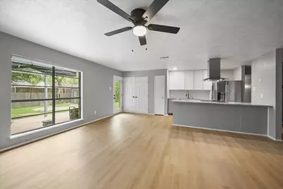5321 Strickland Avenue, The Colony, TX 75056 - Photo 9