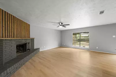 5321 Strickland Avenue, The Colony, TX 75056 - Photo 7