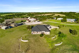 110 Eagles Roost Cir, Ennis, TX 75119 - Photo 37