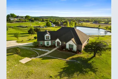 110 Eagles Roost Circle, Ennis, TX 75119 - Photo 1