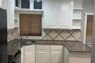 6365 Malcolm Dr, Dallas, TX 75214 - Photo 5