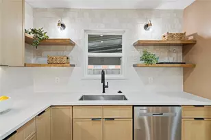 11743 Neering Dr, Dallas, TX 75218 - Photo 17