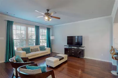 2556 Sarah Lane, Lewisville, TX 75056 - Photo 3