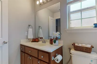 2556 Sarah Lane, Lewisville, TX 75056 - Photo 23