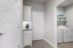 733 Soaring Hawk Dr, Fort Worth, TX 76008 - Photo 5