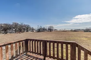 111 Co Rd 1303, Bridgeport, TX 76426 - Photo 11