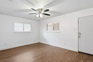 2531 W Twelfth St, Dallas, TX 75211 - Photo 13