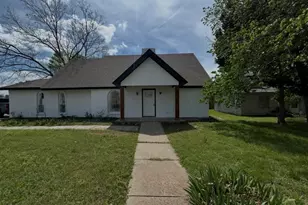 2814 Bobtown Rd, Garland, TX 75043 - Photo 1