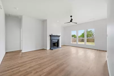 1500 La Mirada, Denton, TX 76208 - Photo 3