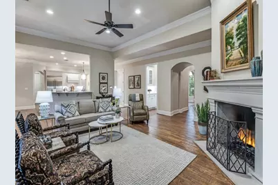 701 Regency Court, Denton, TX 76210 - Photo 9