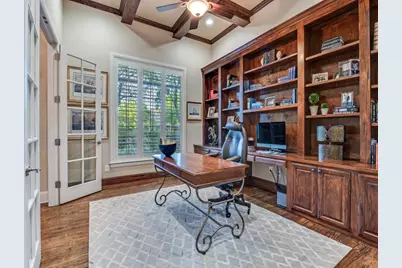 701 Regency Court, Denton, TX 76210 - Photo 5