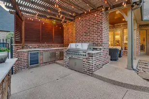 701 Regency Ct, Denton, TX 76210 - Photo 33