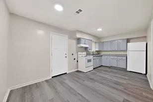 726 Jadewood Dr, Dallas, TX 75232 - Photo 11