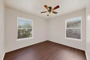 726 Jadewood Dr, Dallas, TX 75232 - Photo 23