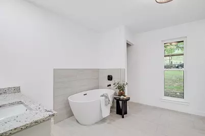 715 Pheasant Run, Burleson, TX 76028 - Photo 15