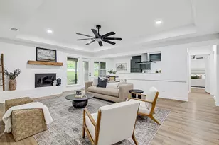 715 Pheasant Run, Burleson, TX 76028 - Photo 3