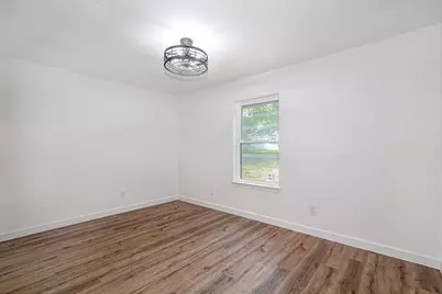 715 Pheasant Run, Burleson, TX 76028 - Photo 21