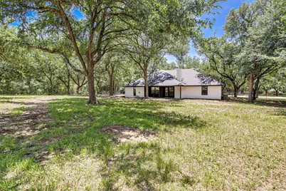 715 Pheasant Run, Burleson, TX 76028 - Photo 23