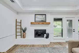 715 Pheasant Run, Burleson, TX 76028 - Photo 7