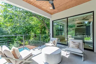 655 Kessler Reserve Ct, Dallas, TX 75208 - Photo 15