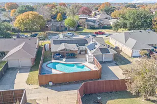 913 Sandhurst Dr, Plano, TX 75025 - Photo 3