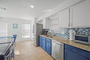 913 Sandhurst Dr, Plano, TX 75025 - Photo 19