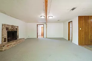 1363 Pine Bluff St, Paris, TX 75460 - Photo 3