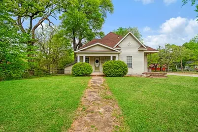 1363 Pine Bluff Street, Paris, TX 75460 - Photo 1
