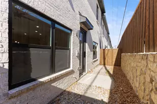 2390 Usman Dr, Irving, TX 75062 - Photo 17