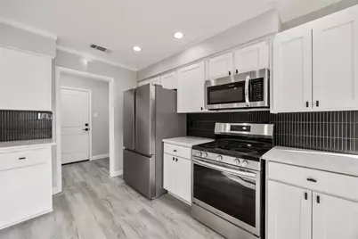 127 Wildwood Crossover Street, Gun Barrel City, TX 75156 - Photo 9