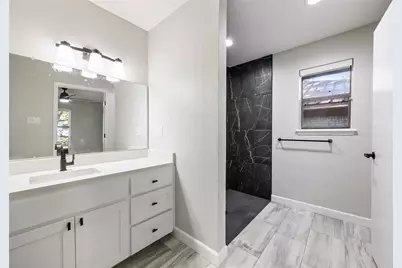 127 Wildwood Crossover Street, Gun Barrel City, TX 75156 - Photo 15