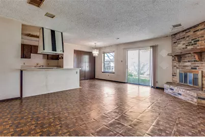 5306 Vincennes Court, Arlington, TX 76017 - Photo 5