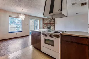 5306 Vincennes Ct, Arlington, TX 76017 - Photo 11