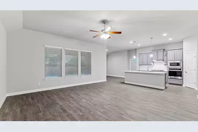 10385 Sarasota Street, Grand Prairie, TX 76065 - Photo 11