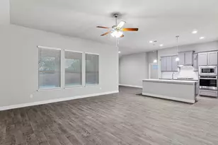 10385 Sarasota St, Grand Prairie, TX 76065 - Photo 11