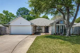 1109 Prairie Creek Pl, Flower Mound, TX 75028 - Photo 1