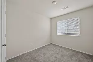 601 Thomas St, Bonham, TX 75418 - Photo 13