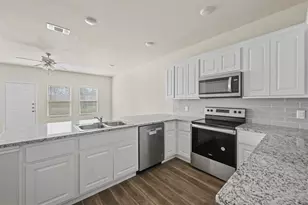 601 Thomas St, Bonham, TX 75418 - Photo 5