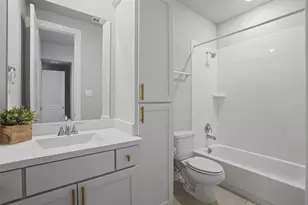 1915 Hillside Ct, Van Alstyne, TX 75495 - Photo 17