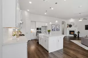 1915 Hillside Ct, Van Alstyne, TX 75495 - Photo 9