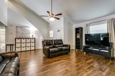 1917 Maxwell Drive, Lewisville, TX 75077 - Photo 7