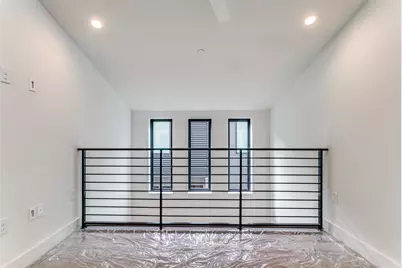 4715 Live Oak Street #102, Dallas, TX 75204 - Photo 7