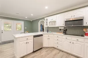 2020 Arbor Bnd St, Bonham, TX 75418 - Photo 9