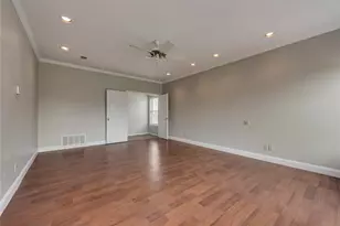 926 Hampshire St, Grand Prairie, TX 75050 - Photo 27