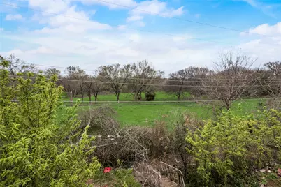 926 Hampshire Street, Grand Prairie, TX 75050 - Photo 11