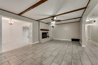 926 Hampshire Street, Grand Prairie, TX 75050 - Photo 3