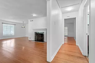 6915 Inverness Ln, Dallas, TX 75214 - Photo 3