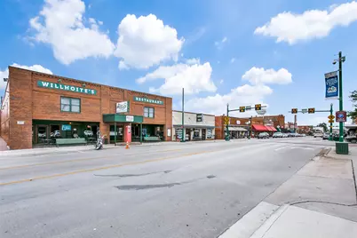 711 E Wall Street, Grapevine, TX 76051 - Photo 3